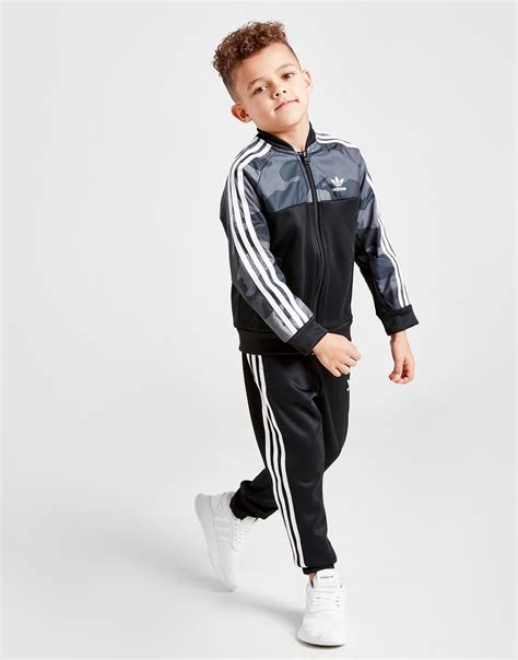 adidas kleding voor kinderen